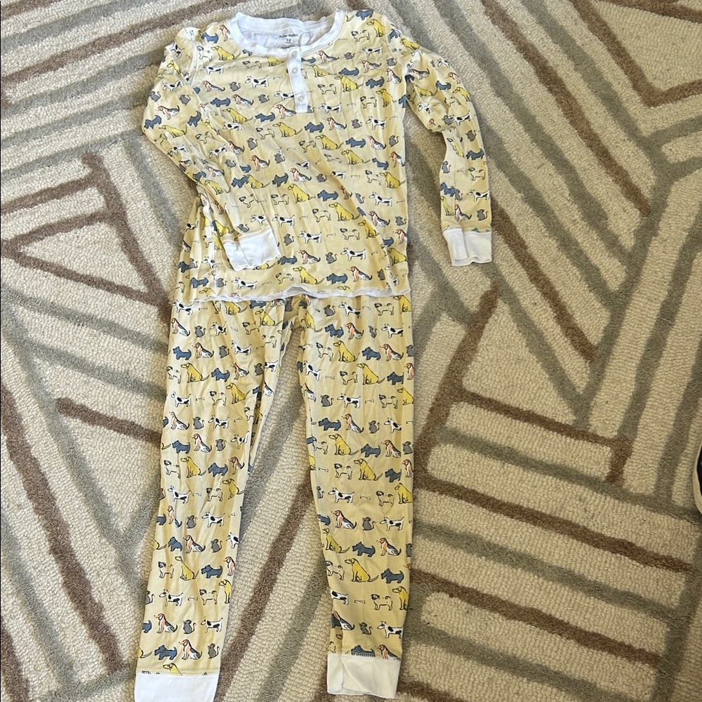 Roller Rabbit Yellow Dog-Print Kids Pajama Set